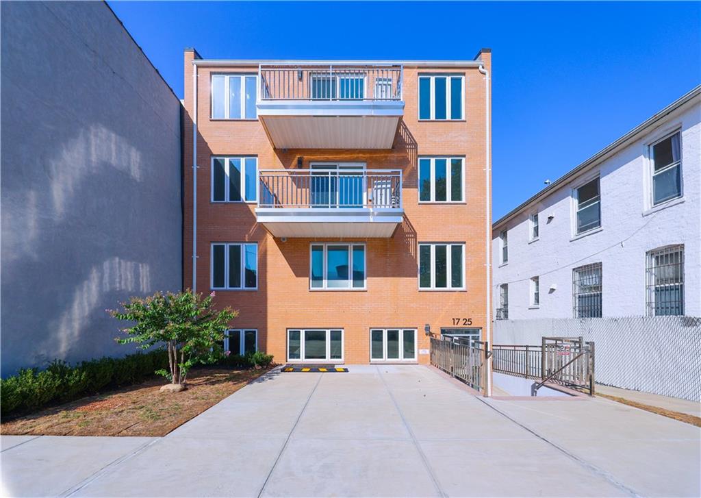 1725 68th Street 3f Property Photo 1