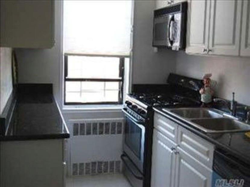 150-30 71 Avenue 6c Property Photo 7