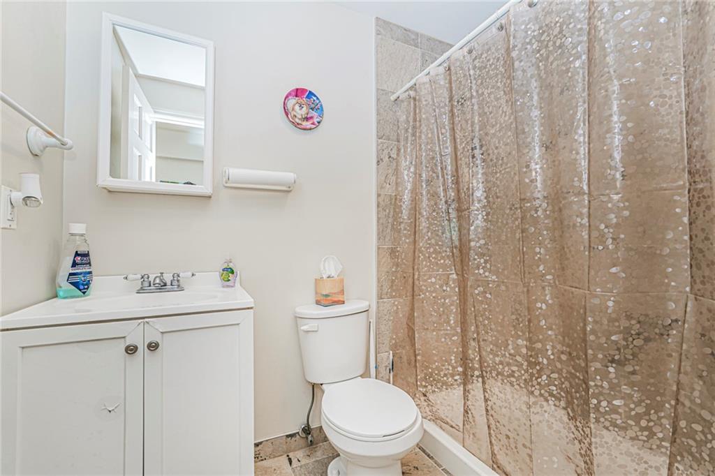 1562 Drumgoole Road East Property Photo 20