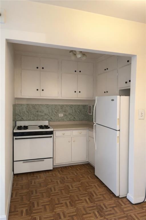 2600 East 21st Street 3k Property Photo 5