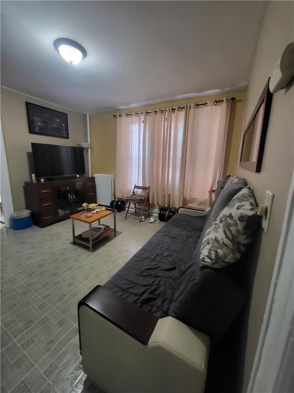 1513 West 7th Street 1b Property Photo 4