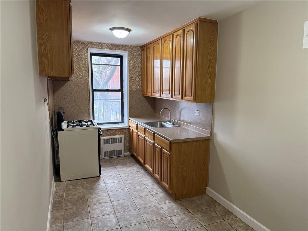 711 Montauk Court 2e Property Photo 15