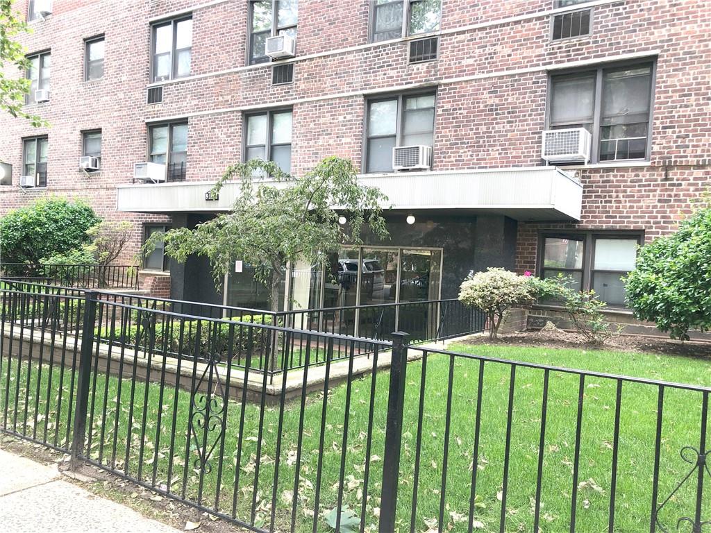 3178 Nostrand Avenue 5H Property Photo 1