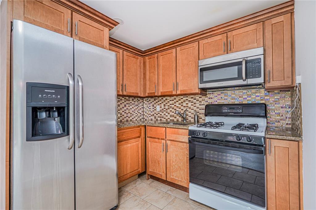 3165 Emmons Avenue 3i Property Photo 22