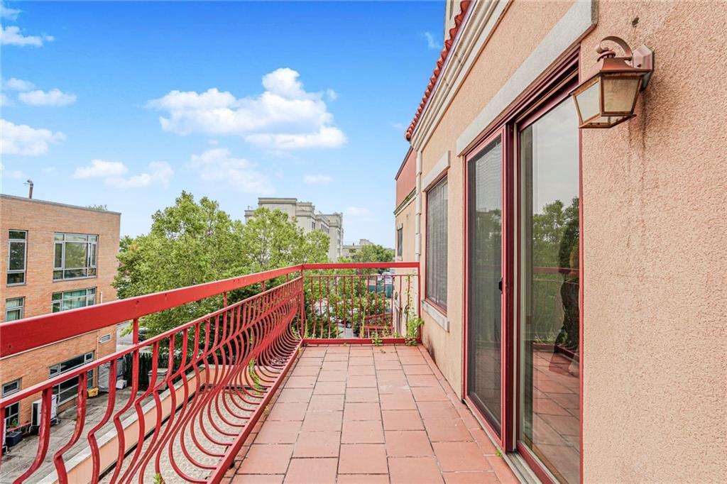 3165 Emmons Avenue 3i Property Photo 27