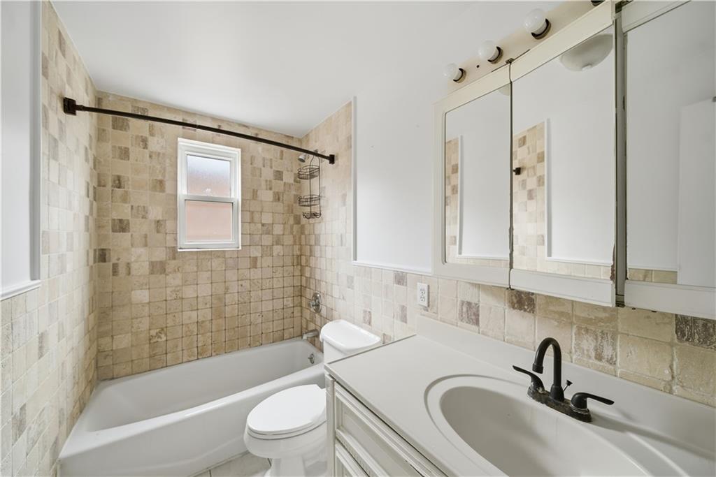 2369 West Street Property Photo 10