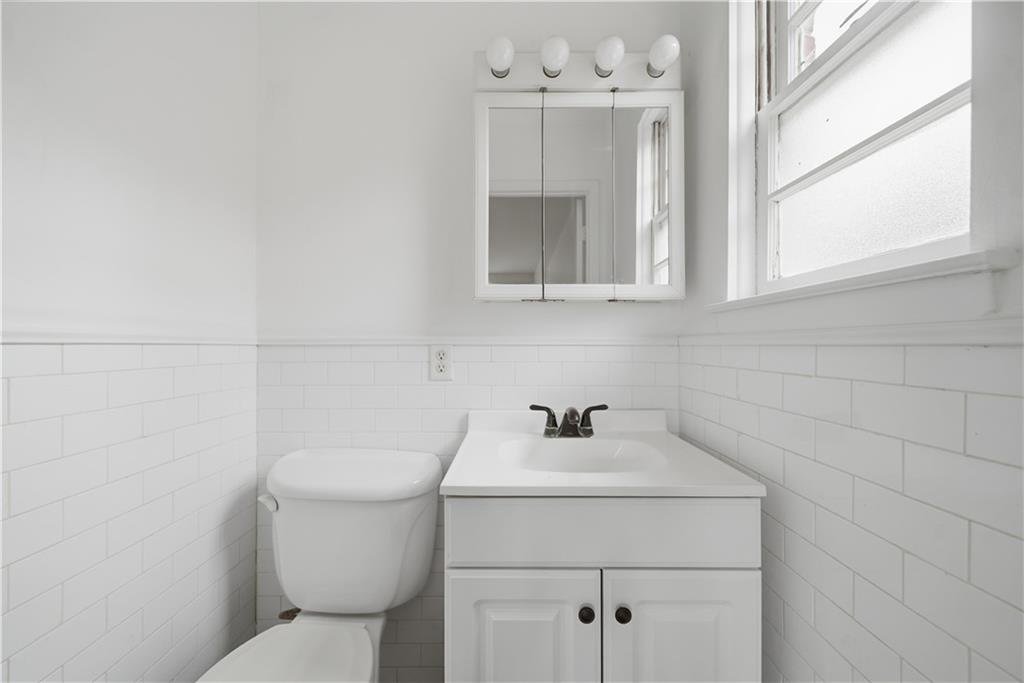 2369 West Street Property Photo 12