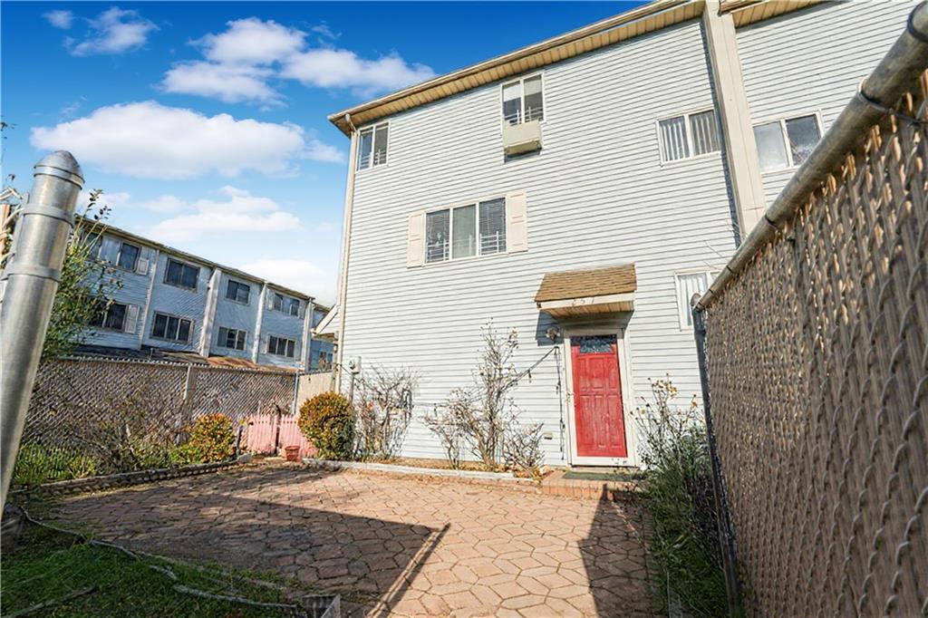 257 Candon Avenue Property Photo 1