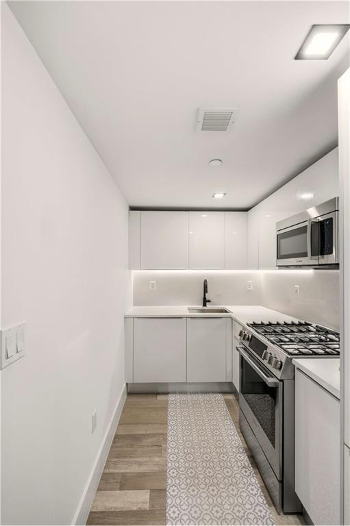 2218 Ocean Avenue 5a Property Photo 15