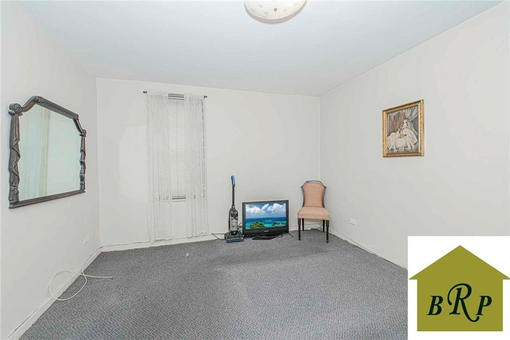 2271 Knapp Street 2a Property Photo 16