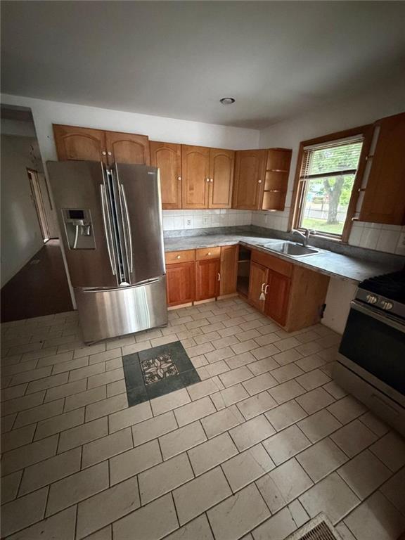 39 Pineway Avenue Property Photo 5