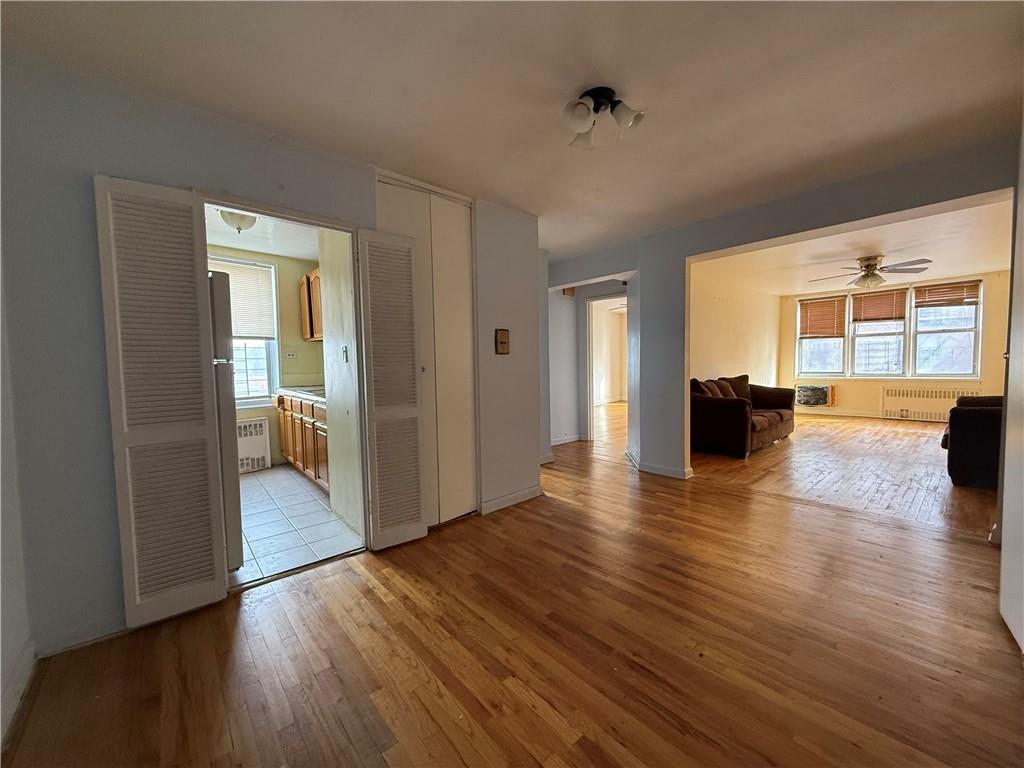 1200 Gravesend Neck Road 4e Property Photo 7