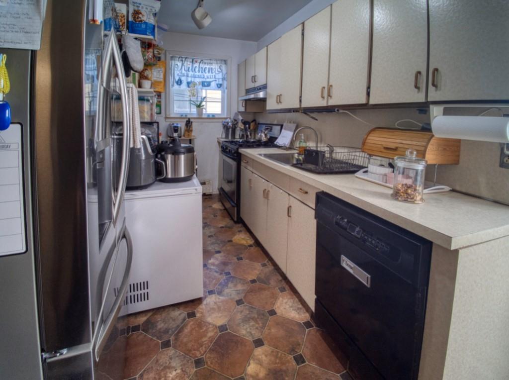 43 Michigan Street Property Photo 18