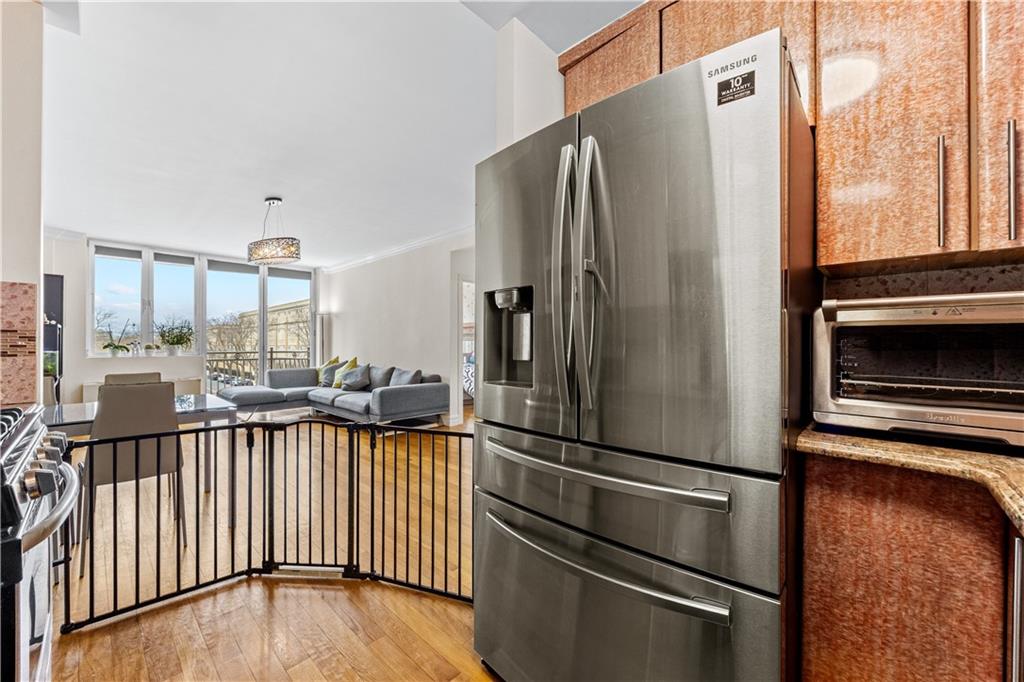 2805 Ocean Parkway 3a Property Photo 4