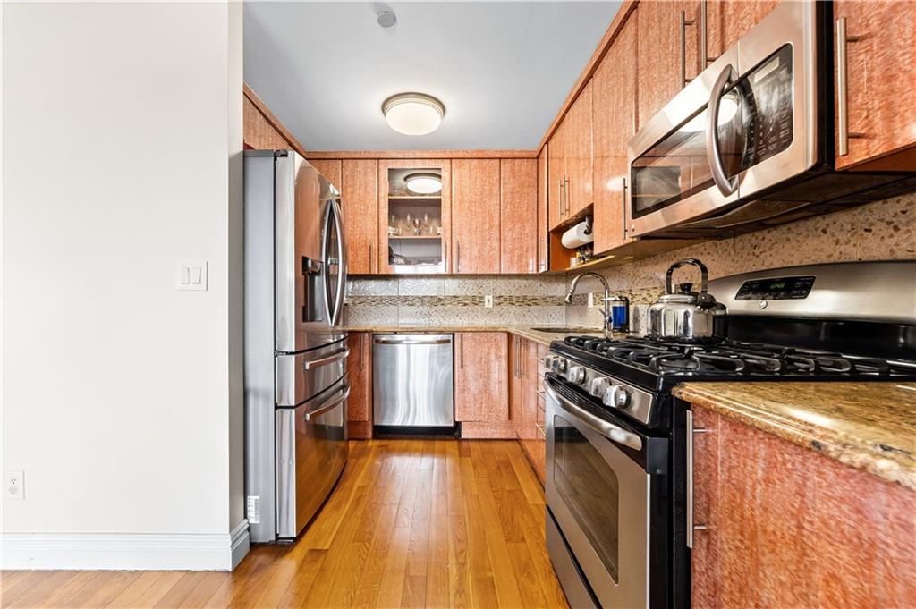 2805 Ocean Parkway 3a Property Photo 6