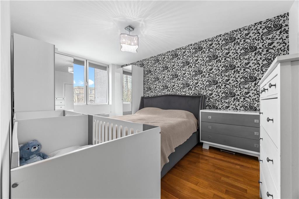2805 Ocean Parkway 3a Property Photo 11