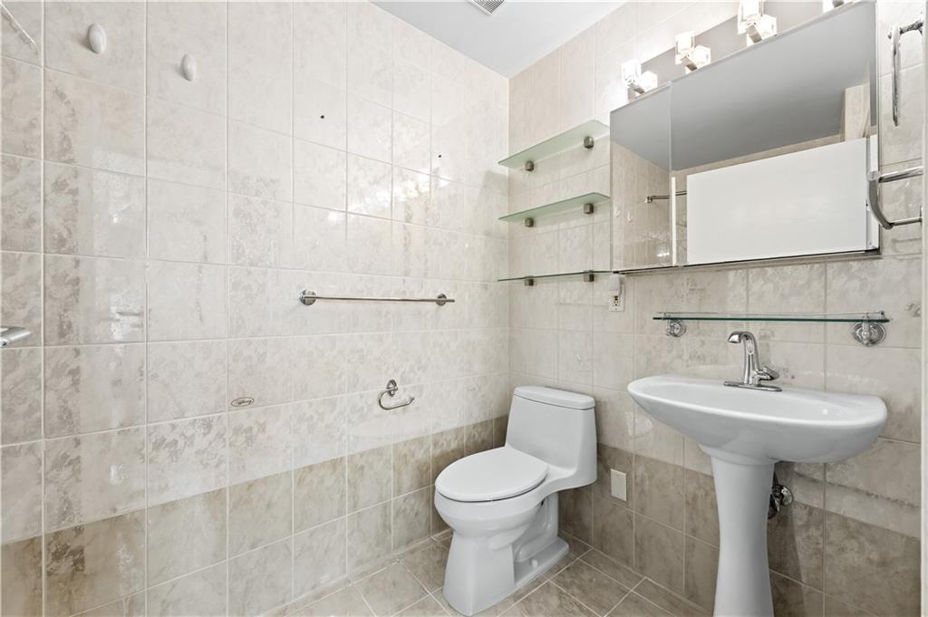 2805 Ocean Parkway 3a Property Photo 15
