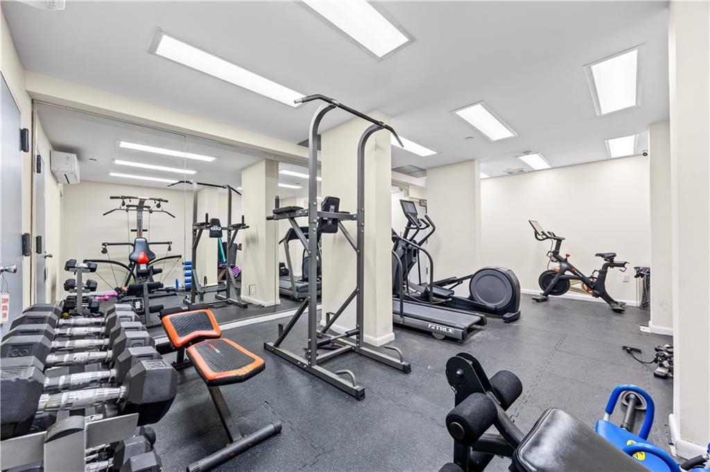 2805 Ocean Parkway 3a Property Photo 22