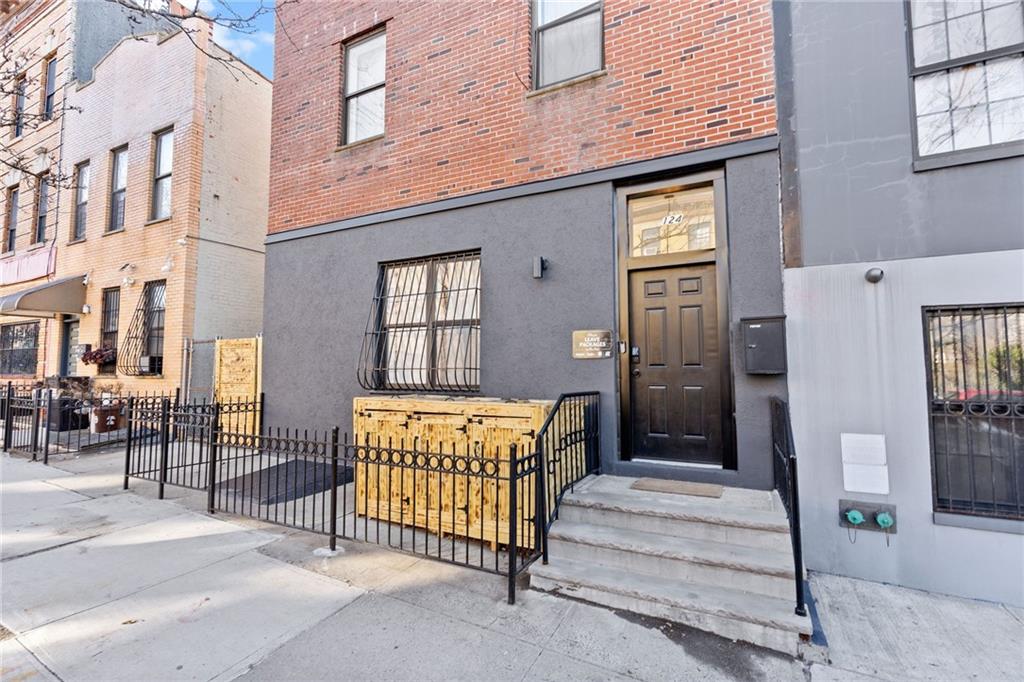 124 Thomas S Boyland Street Property Photo 27