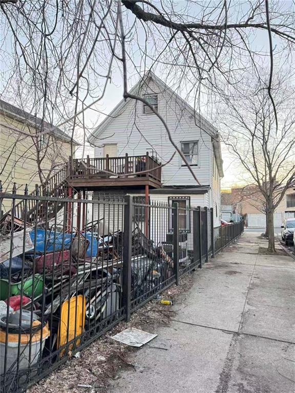 157 Harbor Road Property Photo 4