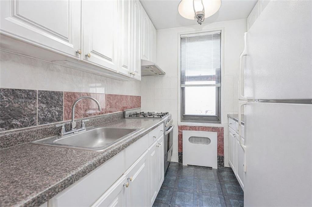 2 West End Avenue 5p Property Photo 5