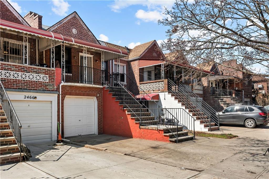 2464 East 28th Street Property Photo 1
