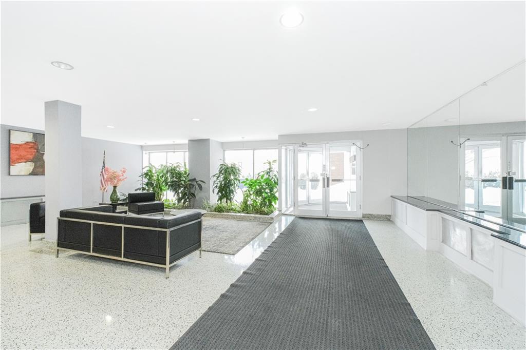 350 Richmond Terrace 2l Property Photo 9