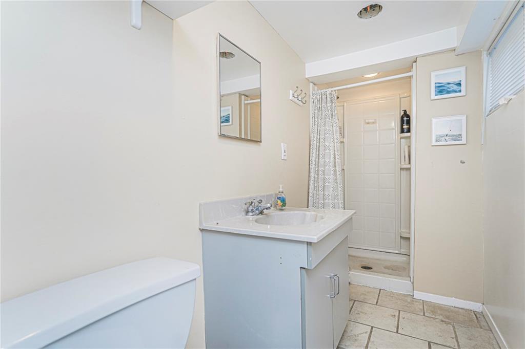 2071 East 35th Street Property Photo 16