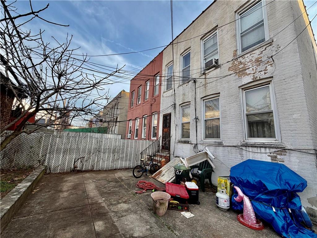1737 71st Street Property Photo 14
