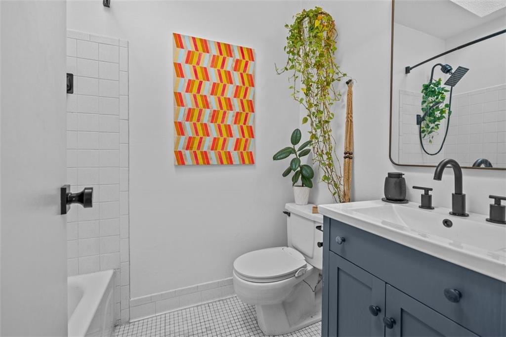 10104 4th Avenue 4d Property Photo 7