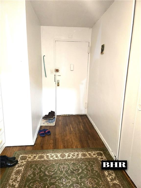 3080 Voorhies Avenue 6f Property Photo 2