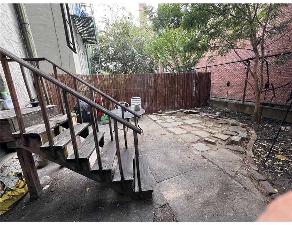 862 Woodward Avenue Property Photo 11