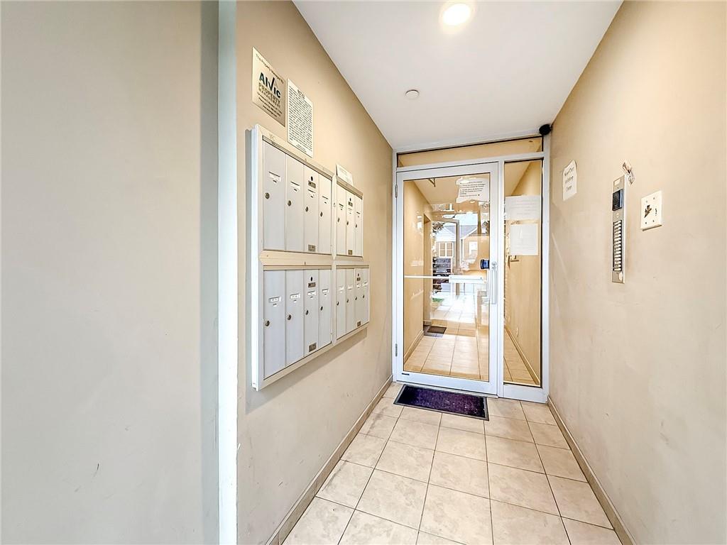 2536 East 1st Street 102 Property Photo 2