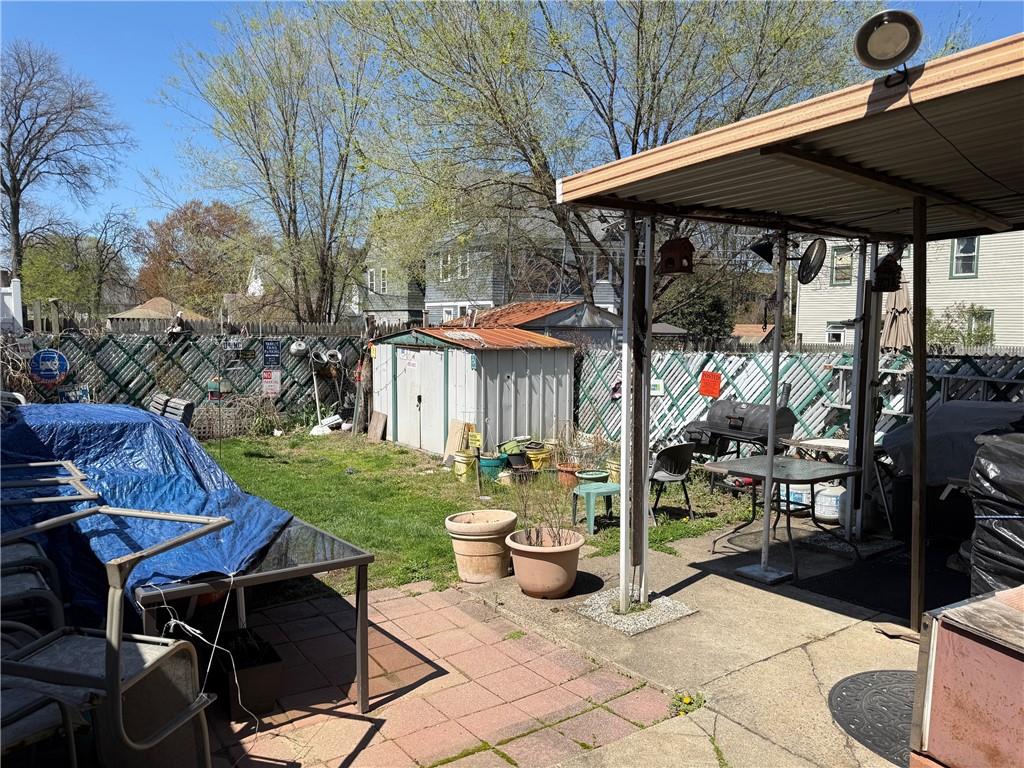 400 Jewett Avenue Property Photo 4