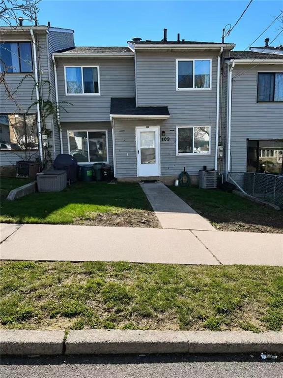 409 Neckar Avenue Property Photo 1