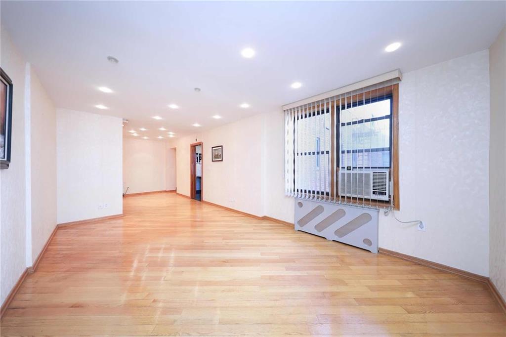2685 East 7th Street 6P Property Photo 1