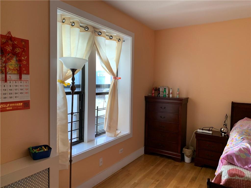 1912 Avenue H 2b Property Photo 7