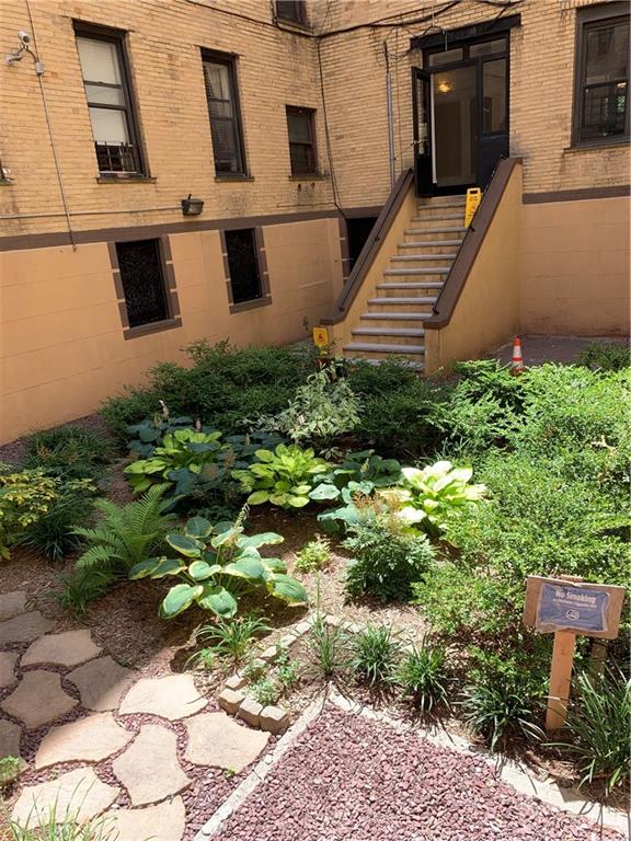 1912 Avenue H 2b Property Photo 13
