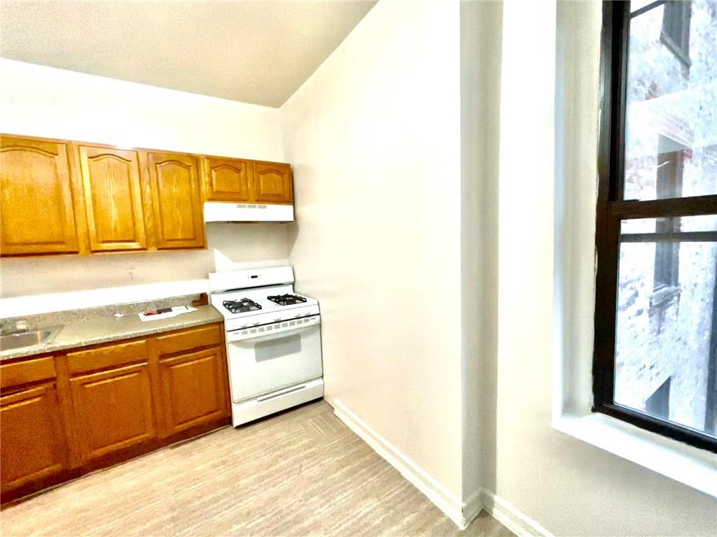 2234 Ocean Avenue C12 Property Photo 3