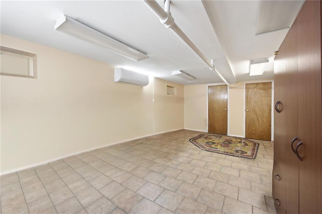 3404 Avenue L Property Photo 18
