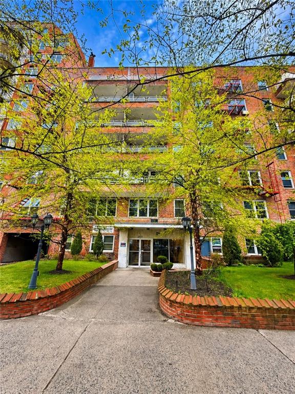 2815 Ocean Parkway 2D Property Photo 1