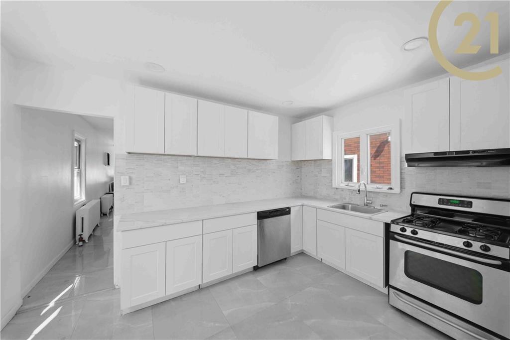 1819 West 3rd Street Property Photo 10