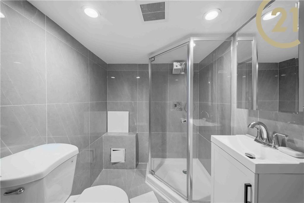 1819 West 3rd Street Property Photo 16