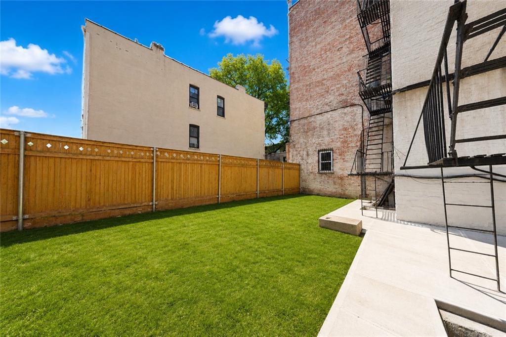 7127 5th Avenue Property Photo 12
