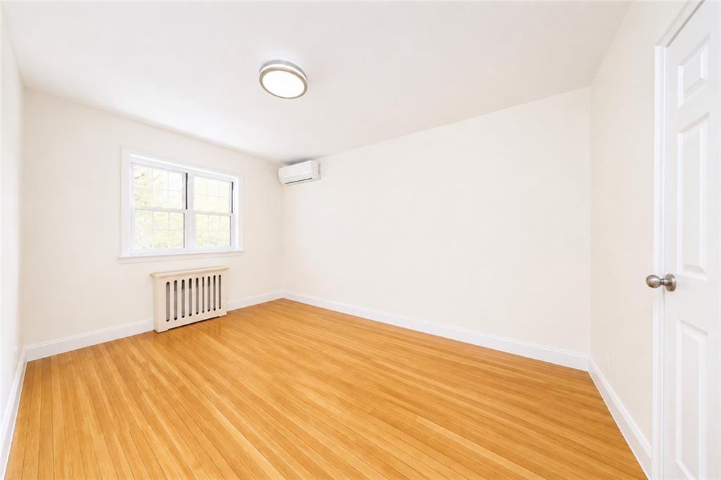 152 Bay 40th Street Property Photo 18