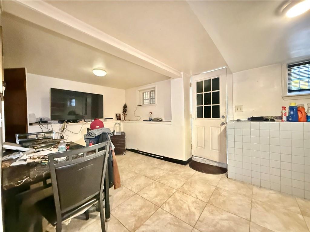 5718 79th Avenue Property Photo 8