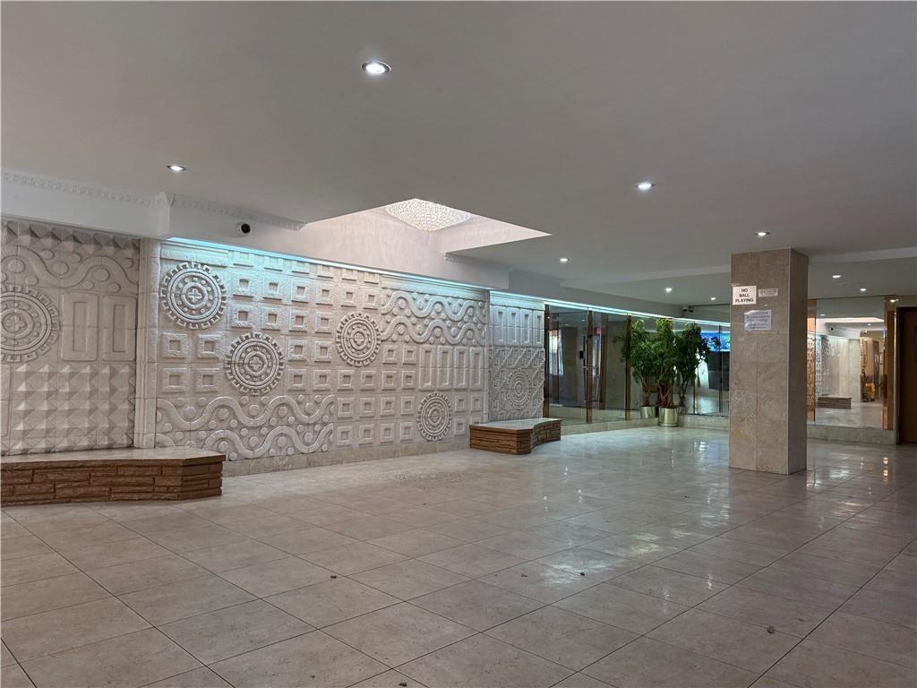 2727 Ocean Parkway F5 Property Photo 8