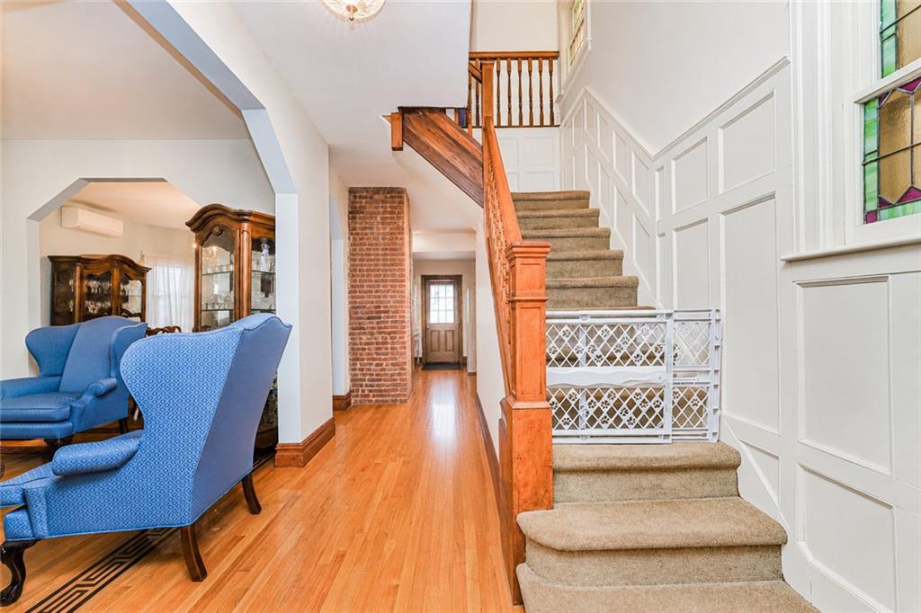 1352 Bay Ridge Parkway Property Photo 8