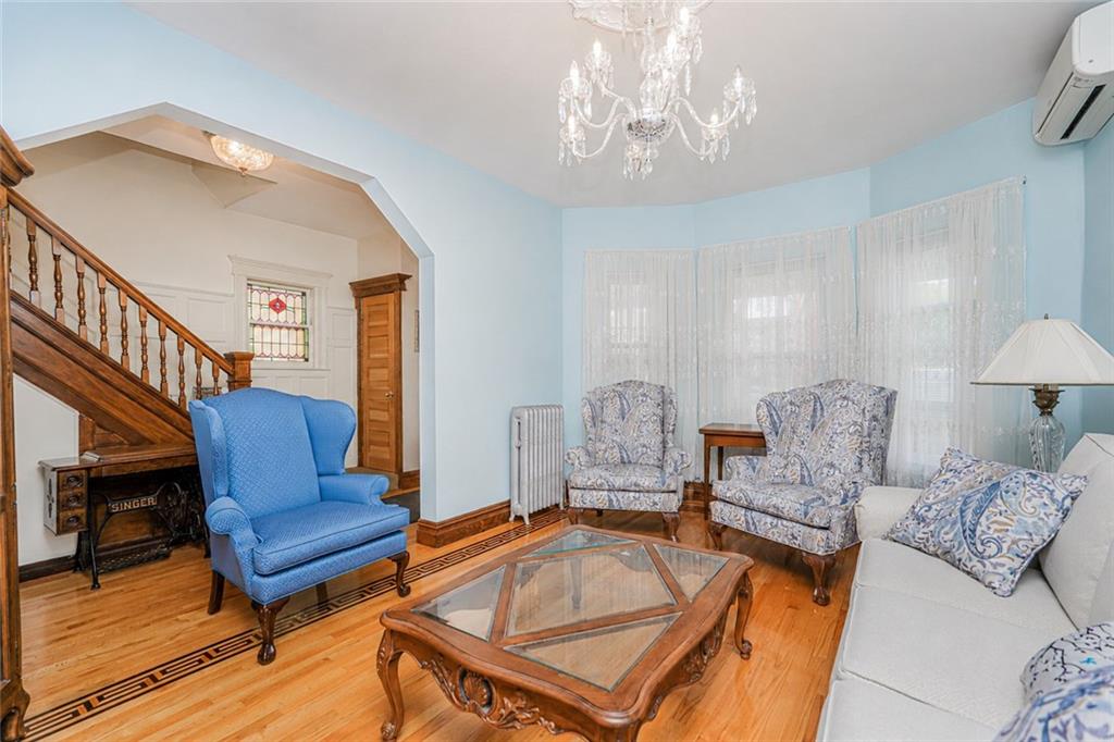 1352 Bay Ridge Parkway Property Photo 12