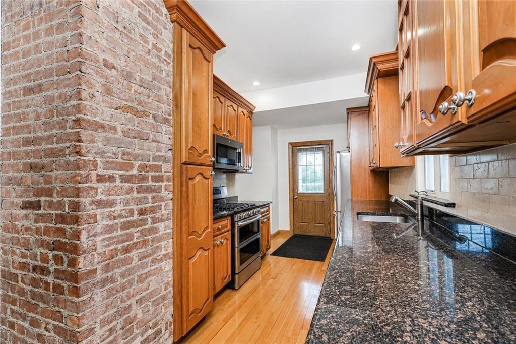 1352 Bay Ridge Parkway Property Photo 19